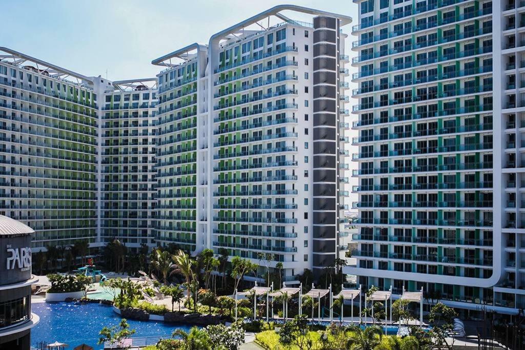 Azure C6 Balcony Wifi Near Mall Airport Multipl Units Manila Exterior photo